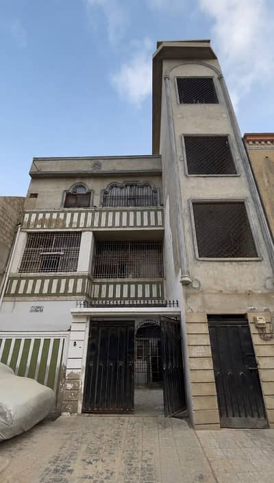 200 SQ. YARDS GROUND + 2 HOUSE FOR SALE P&T SOCIETY