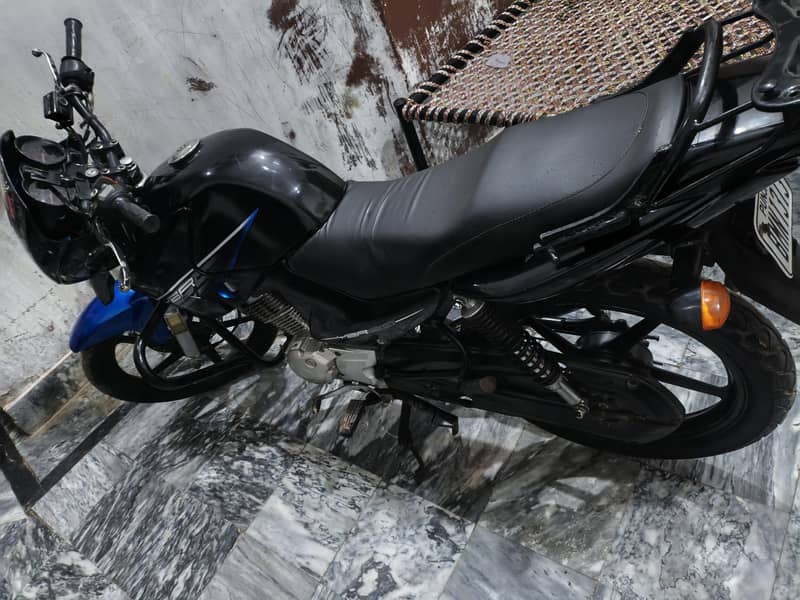 ybr 125 1