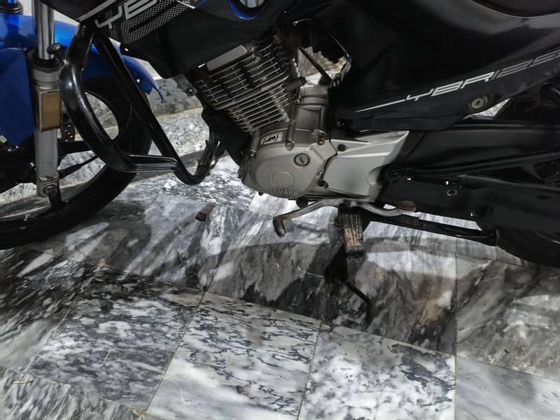 ybr 125 4