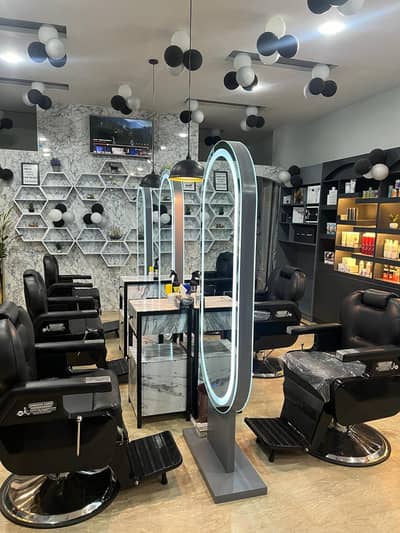 Ace of Fades (men's salon)