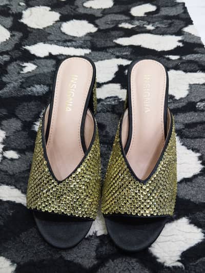 Insignia Brand New Black,Pistachio Size 36