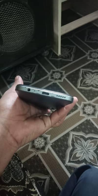 Vivo Y17.4++4+128 full box no open no repair all ok battery time all