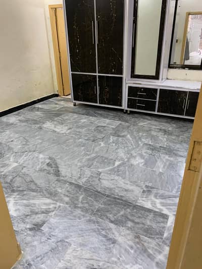 Saperate single story house for rent in peshwar road line 6