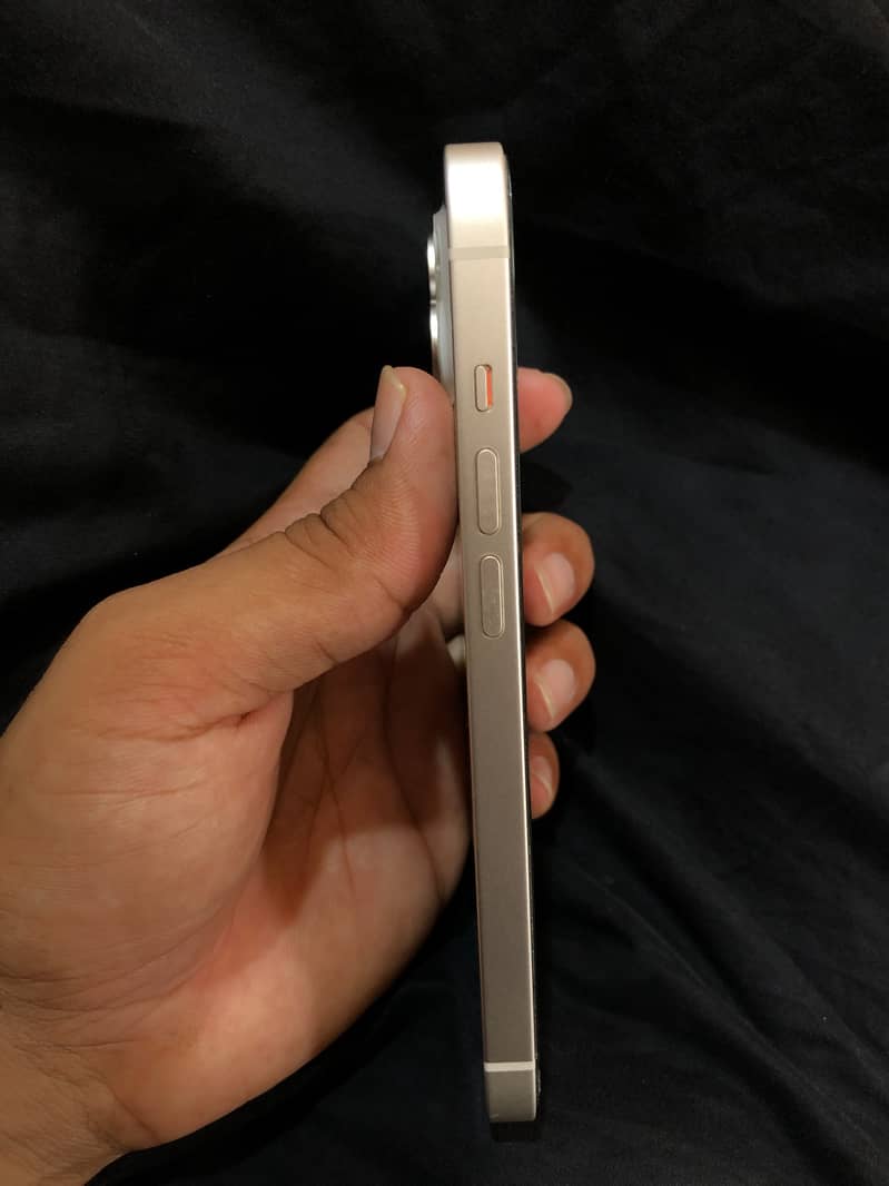 Apple iPhone 14 2