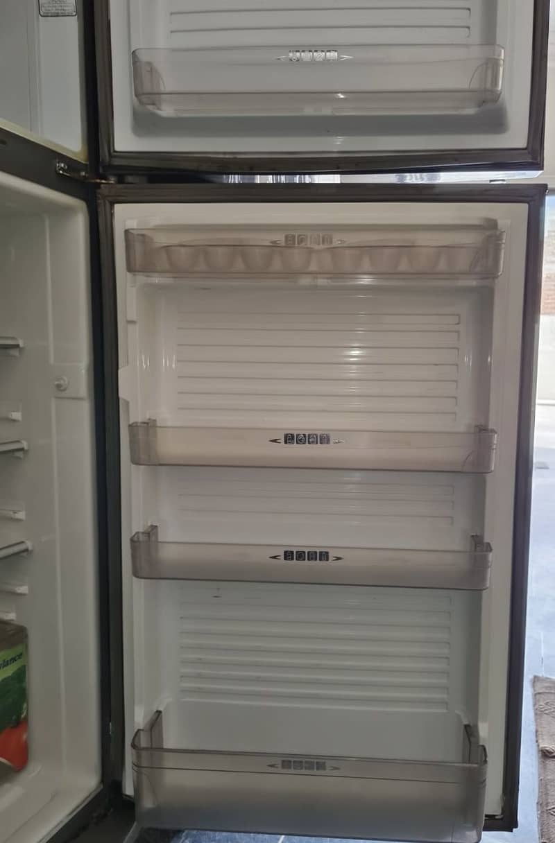 Dawlance fridge 4