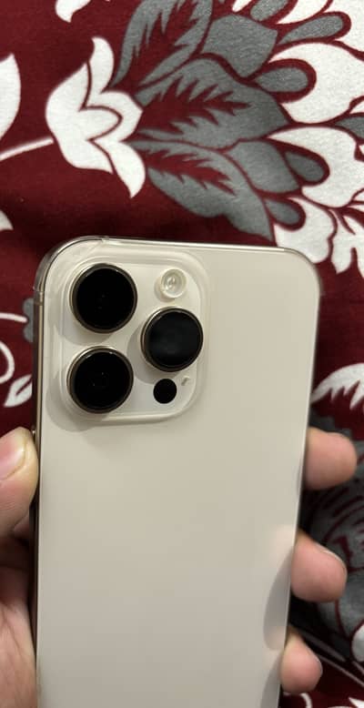 Apple iPhone 16 Pro Max