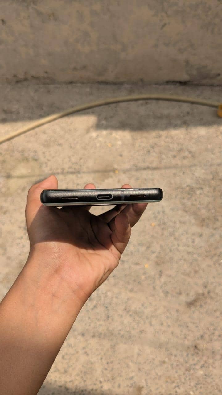 Google Pixel 6a 1