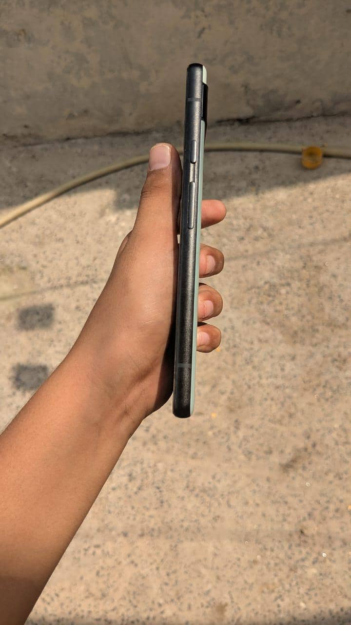 Google Pixel 6a 3
