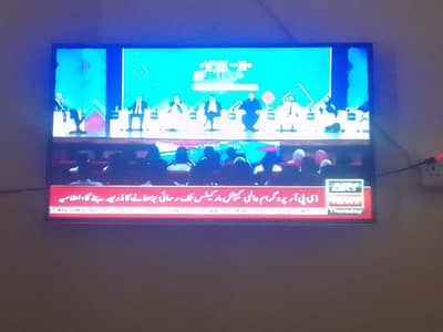 TCL 40 inches LED