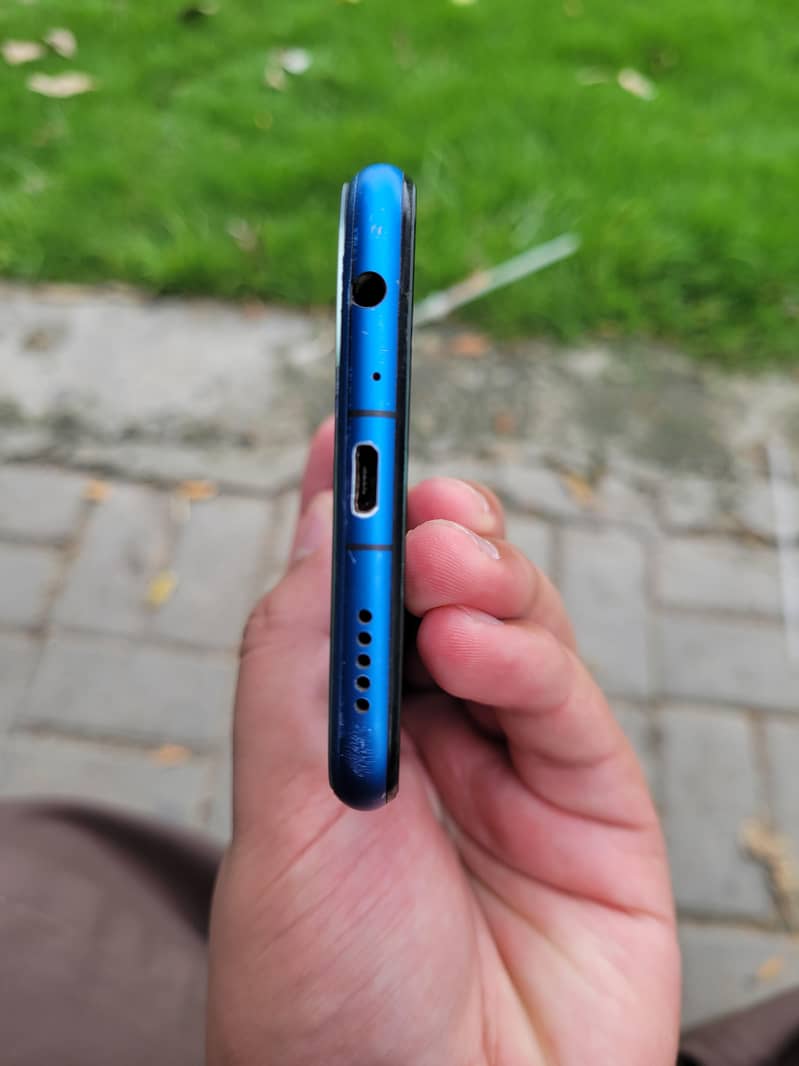 Honor 8X 3