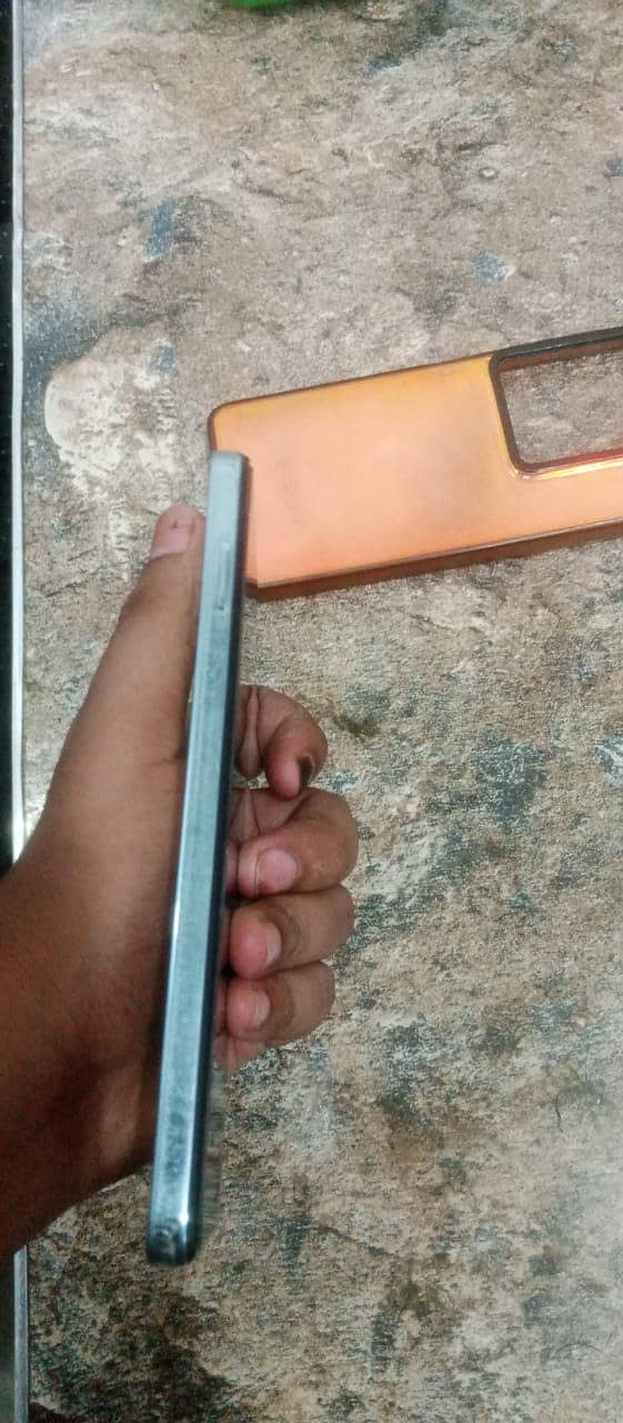 Infinix Note 30 4