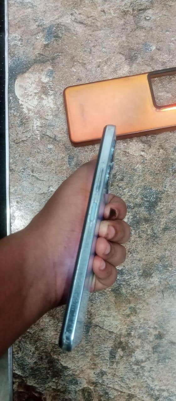 Infinix Note 30 7