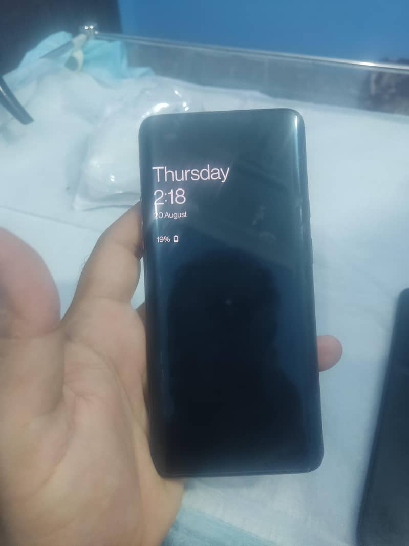 One Plus 7 Pro 2