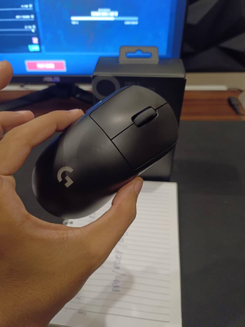 Logitech G pro 2 Lightspeed 1