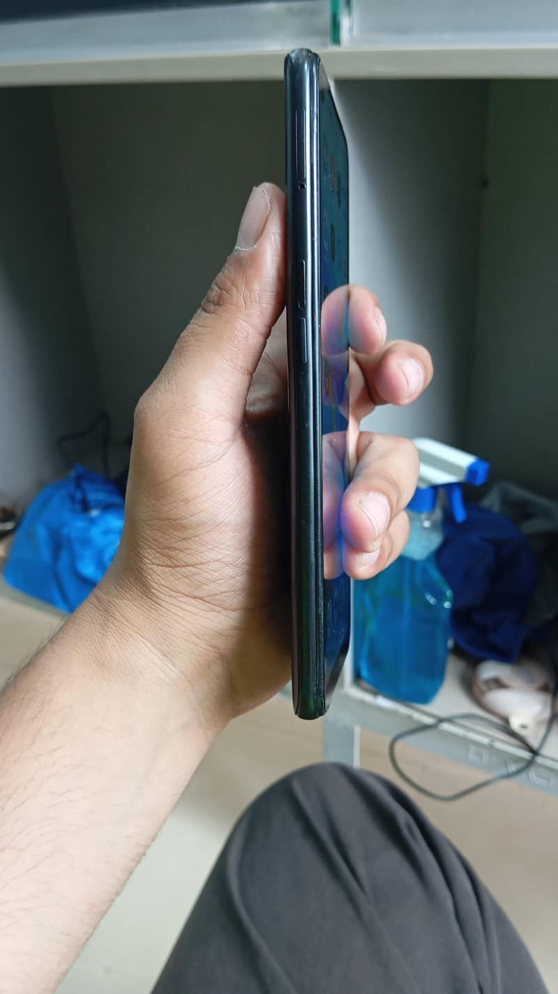 OPPO A76 3