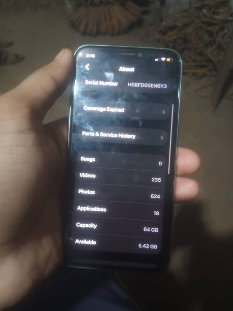 Apple iPhone 11 Pro 4