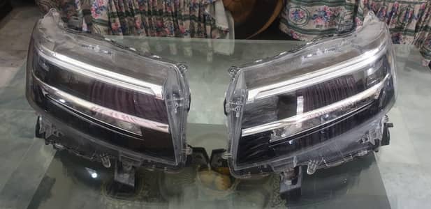 Daihatsu Tanto custom X Headlights