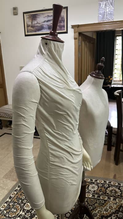 Modern Mannequins - Display Dummy for clothes