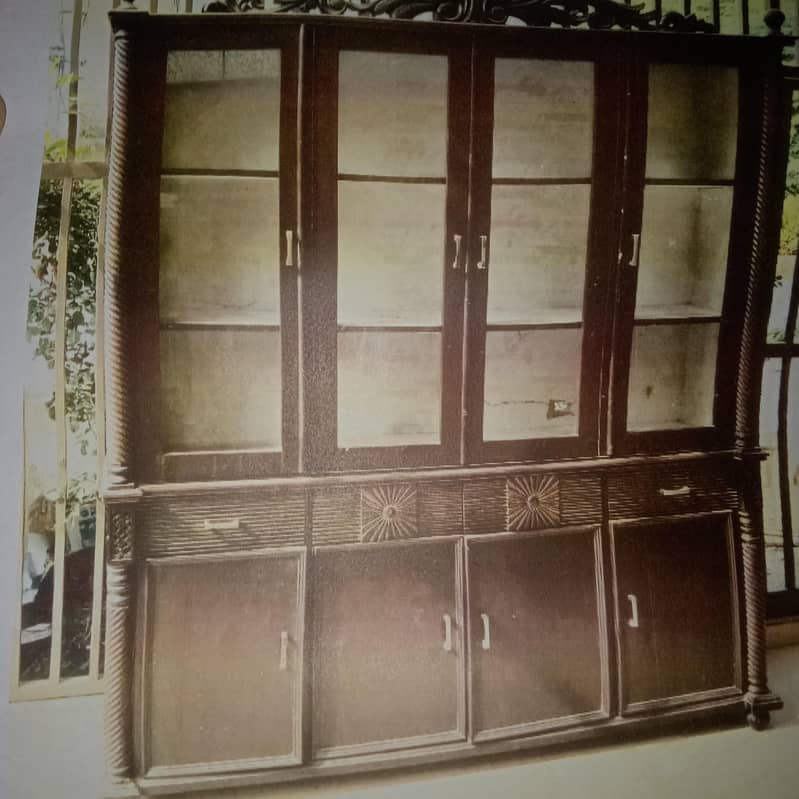 cupboard 0