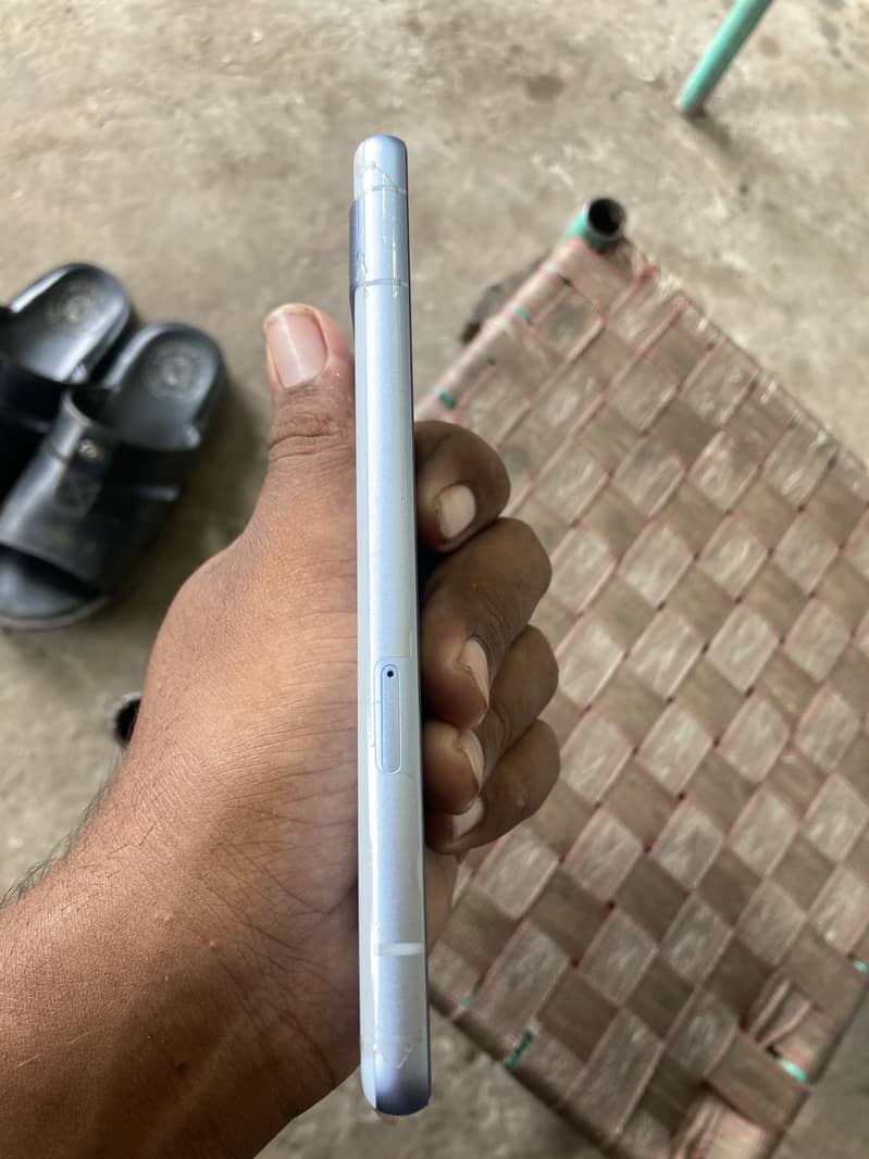 Google Pixel 7a 2