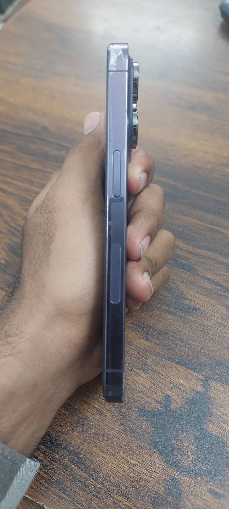 Apple iPhone 14 Pro 2