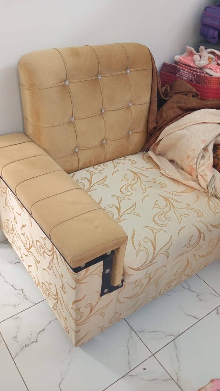 Golden SOFAS 0