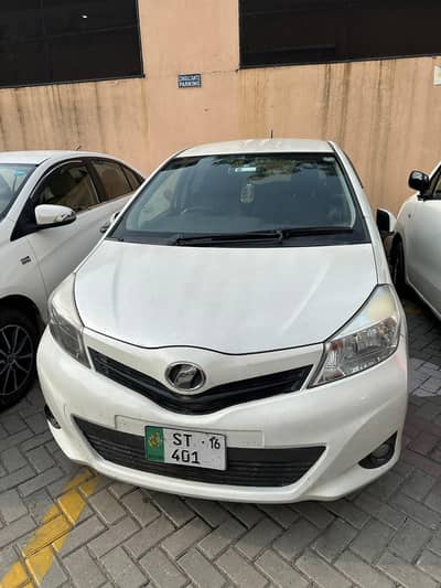 Toyota Vitz 2016