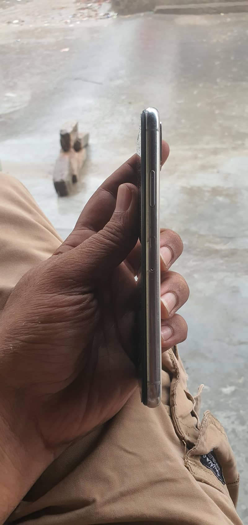 Apple iPhone X 3