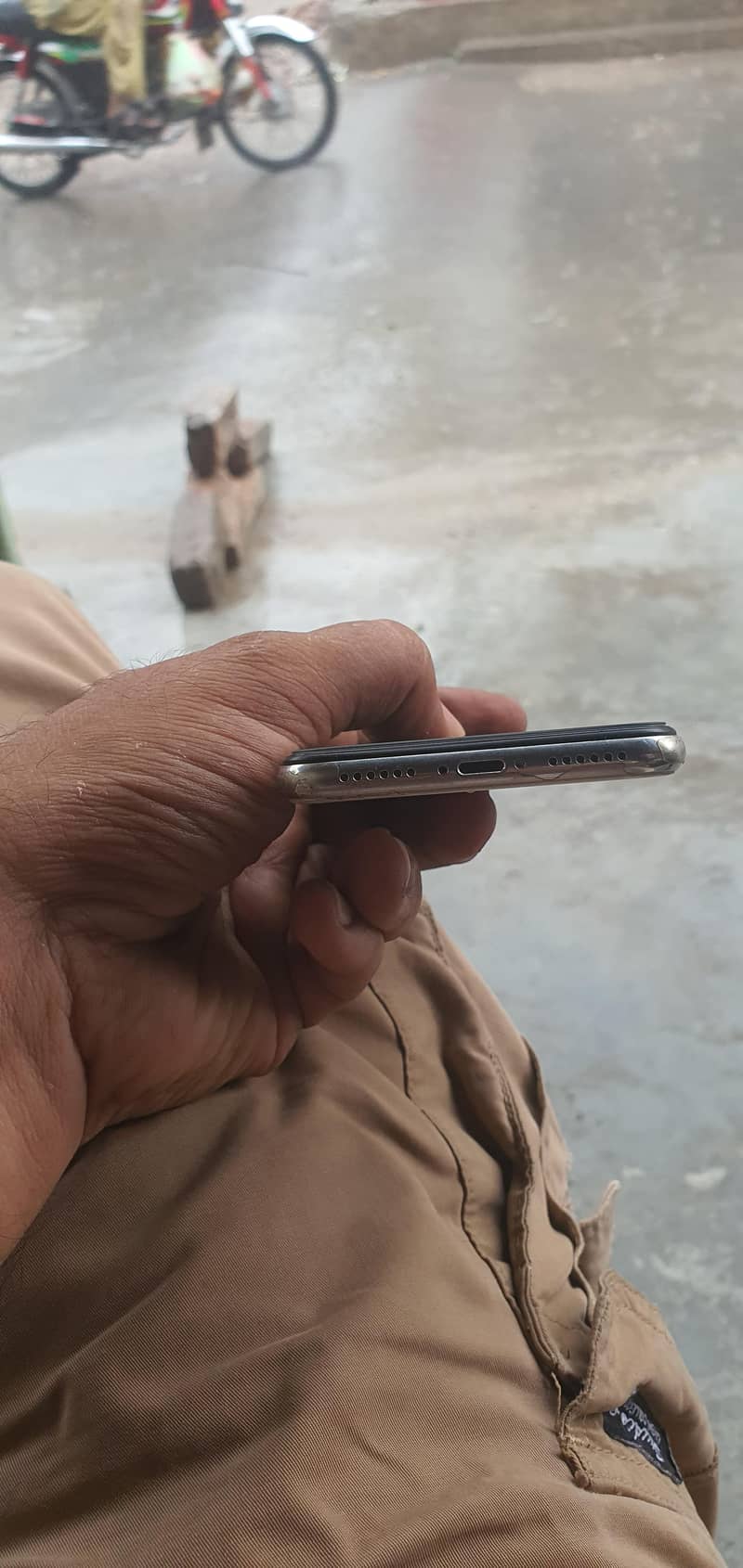 Apple iPhone X 5