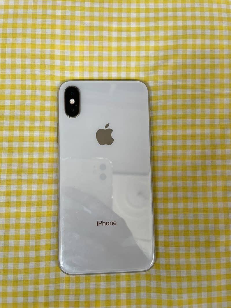 Apple iPhone X 4
