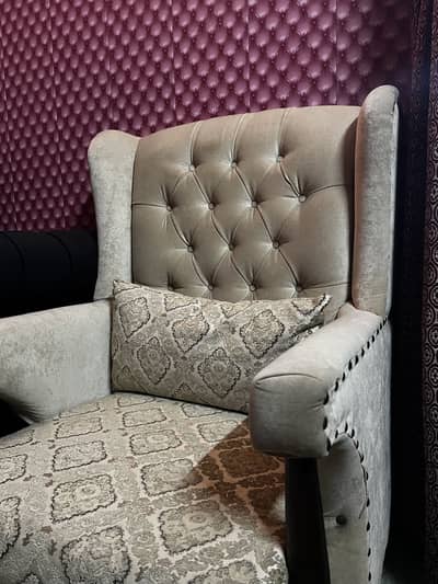 2 seater modern victorian sofa set - urgent sale - excellent condition