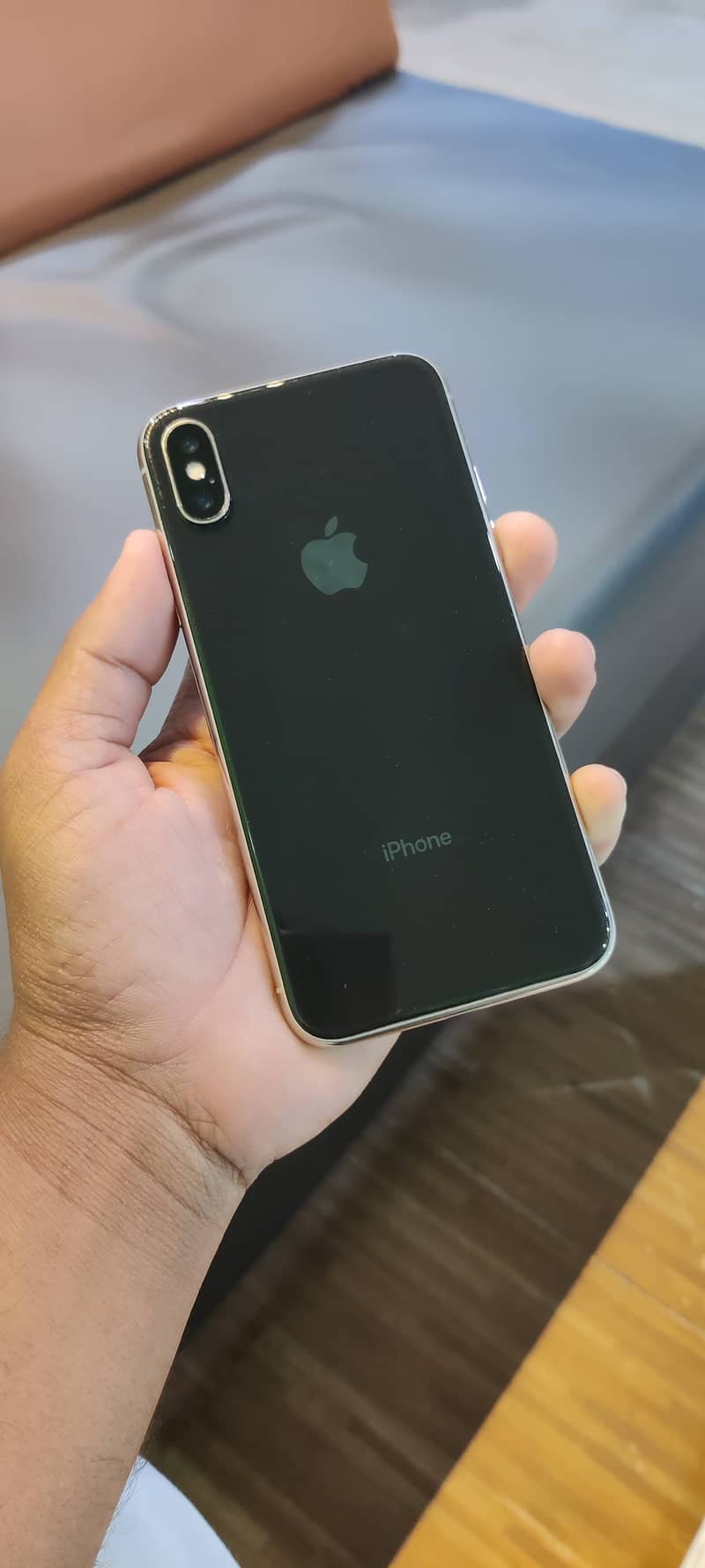 Apple iPhone X 5