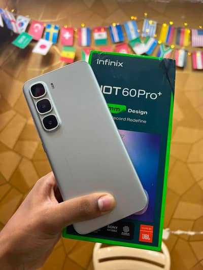 Infinix hot 60 pro plus 8/256Gb 9 month warranty