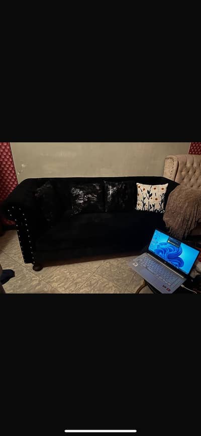 5 seater modern black sofa set - urgent sale - excellent condition
