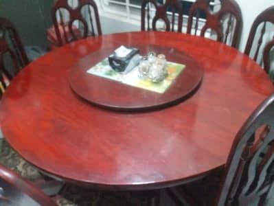 8 seater round revolving dinning table
