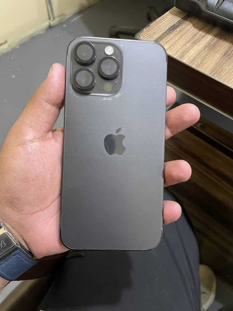Apple iPhone 14 Pro Max 0