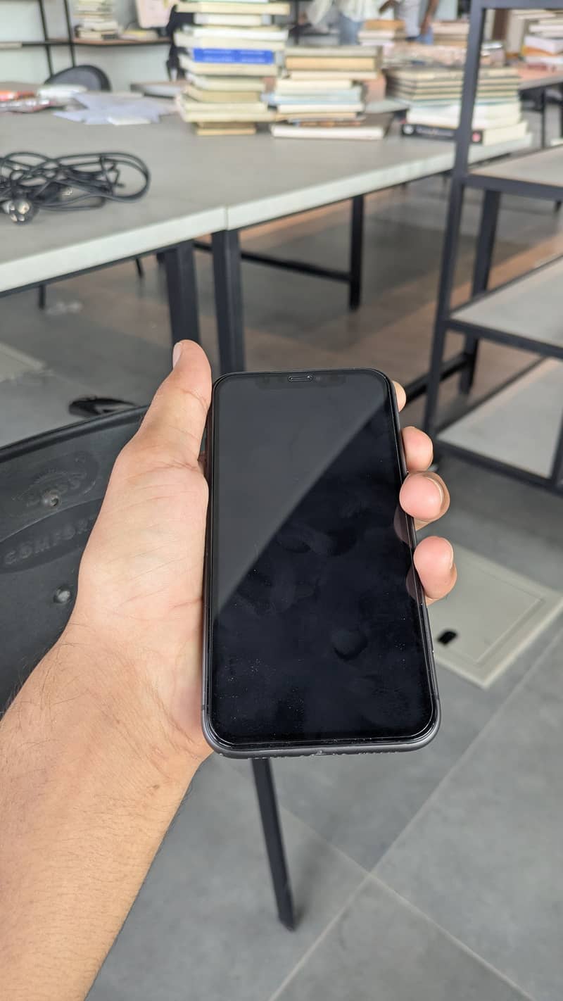 Apple iPhone 11 1
