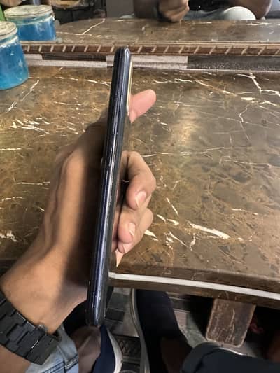 vivo y 19 old