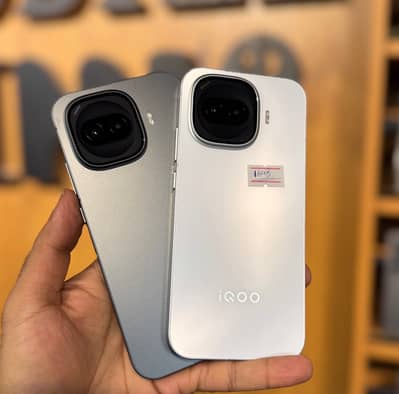 Brand New Vivo Iqoo Z11 Turbo 12GB / 16GB 256GB Dual SIM 7600 MAH Bat