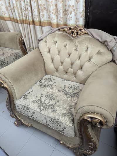 7 seater sofa set for sale near and clean condition