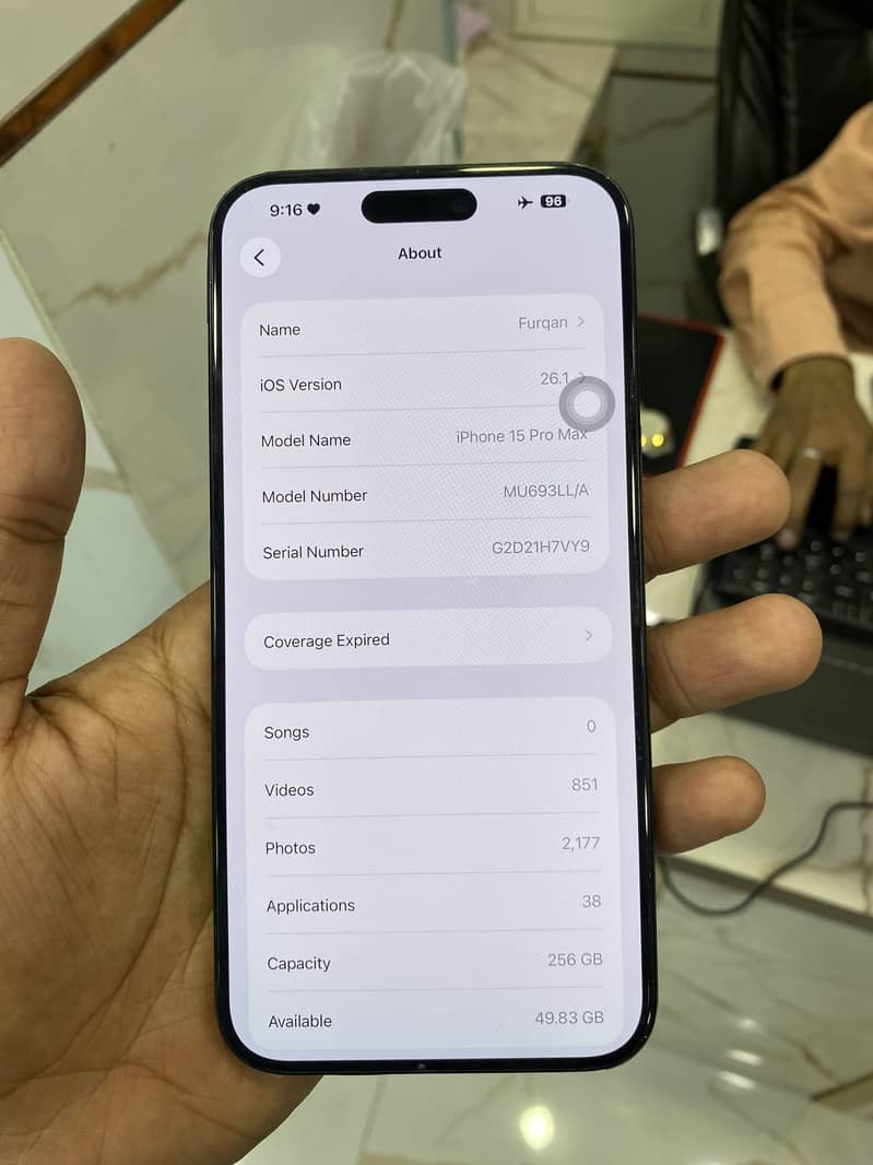 Apple iPhone 15 Pro Max 2