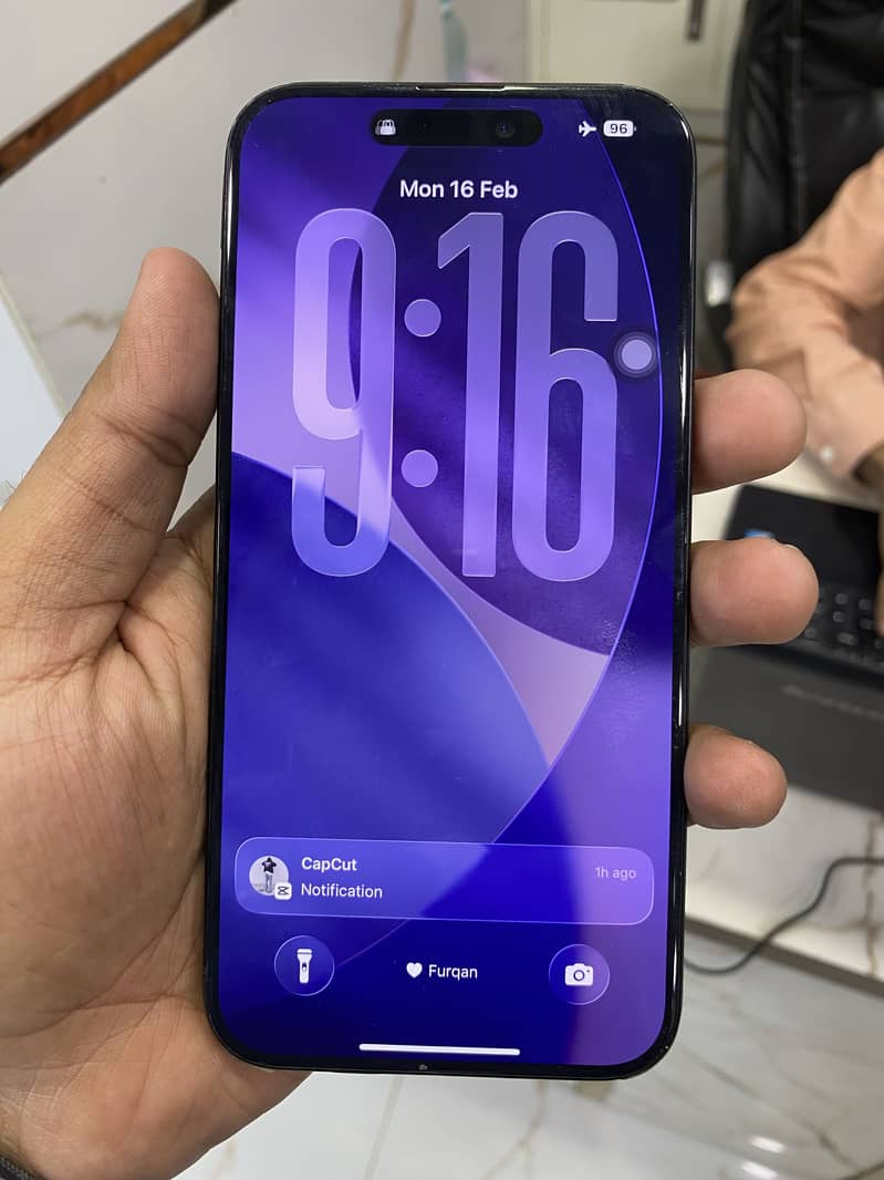 Apple iPhone 15 Pro Max 3