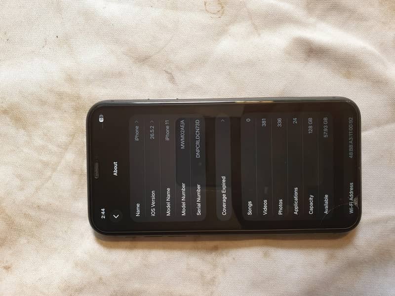 Apple iPhone 11 3