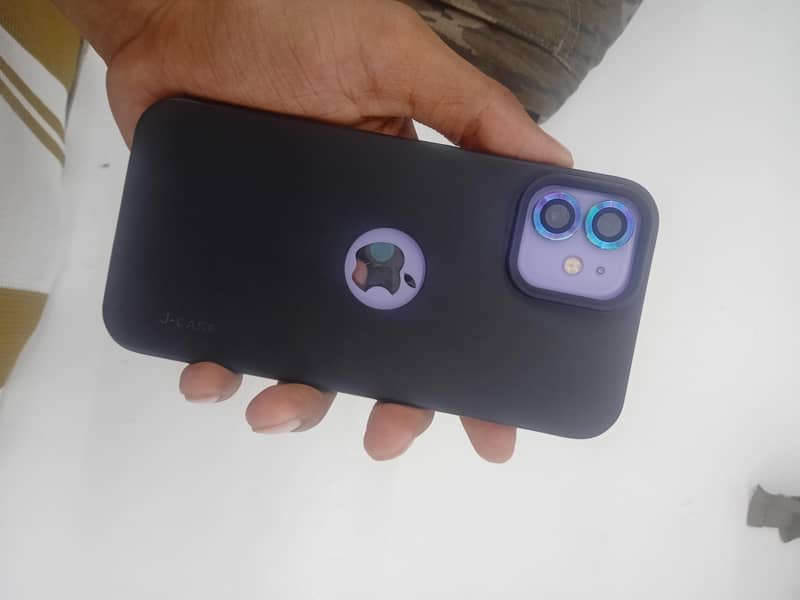 Apple iPhone 12 2