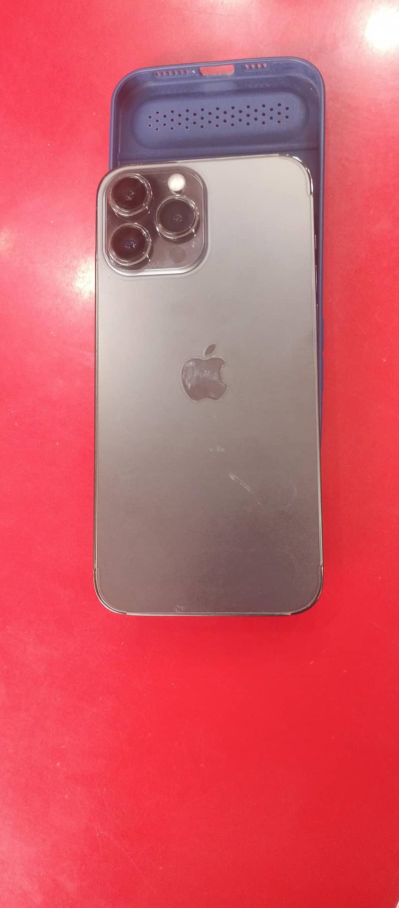 Apple iPhone 13 Pro Max 2