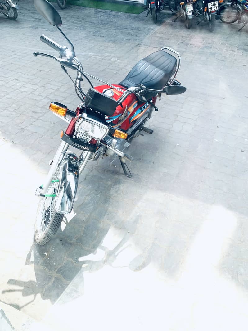 H Cd70 0