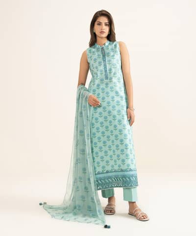 SAPPHIRE 3PC Embroided lawn suit WhatsApp 03253165579/summer