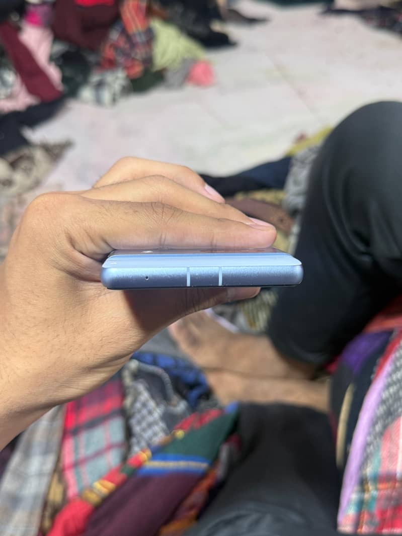 Google Pixel 7a 4