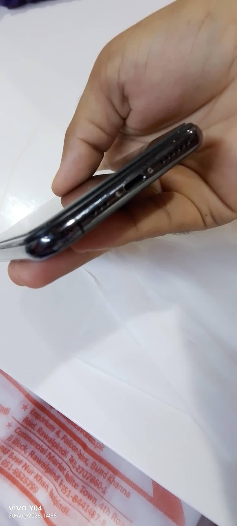 Apple iPhone XS 3