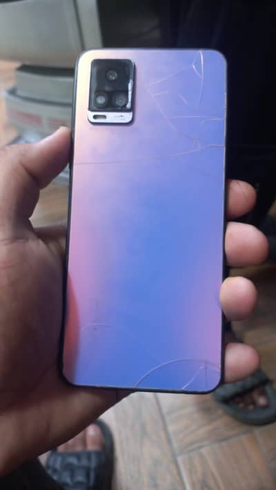 Vivo V20